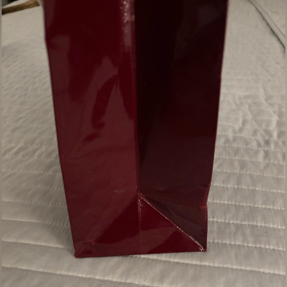 Gucci Deep Burgundy Gift Bag - Picture 3 of 5